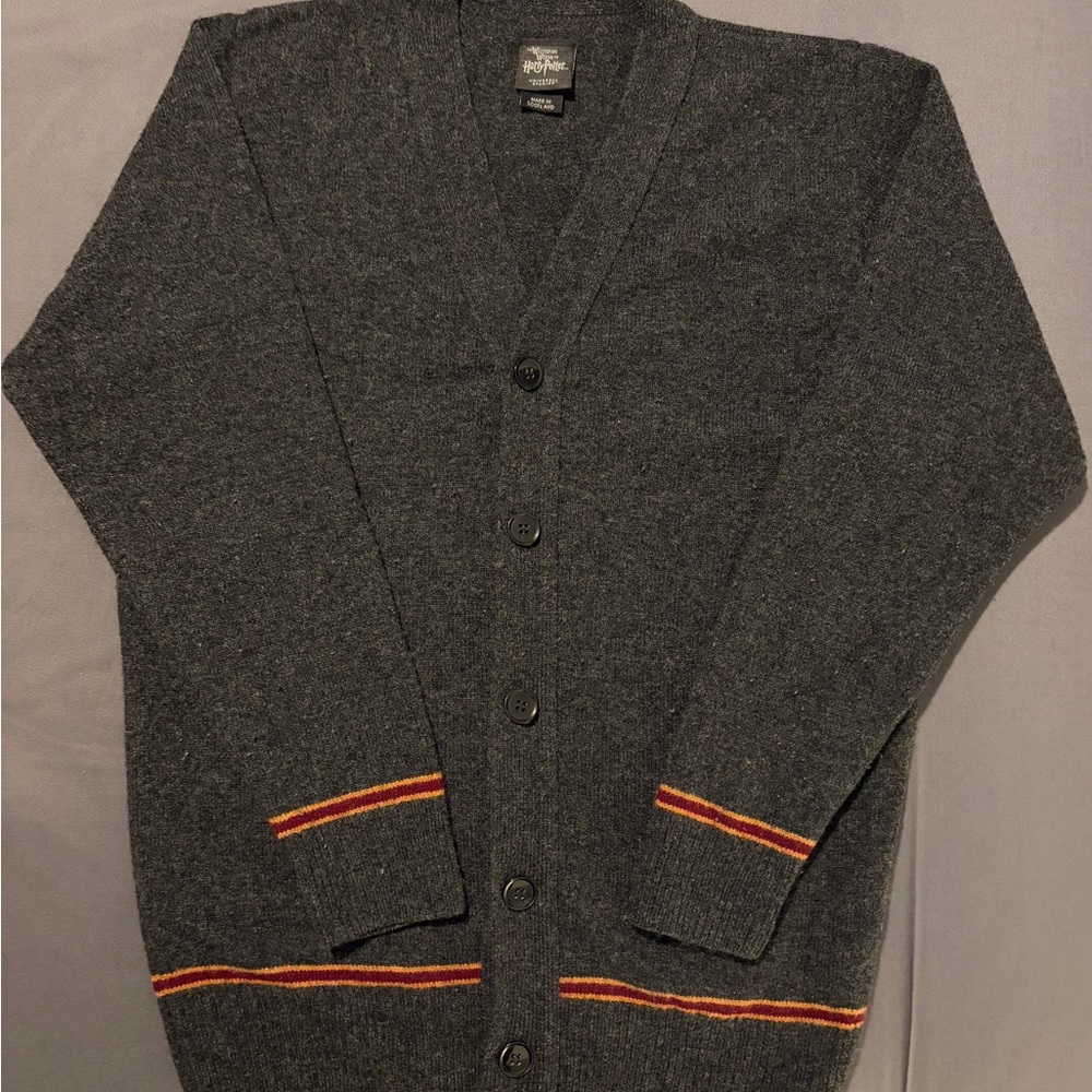 Wizarding World of Harry Potter Gryffindor House Cardigan
